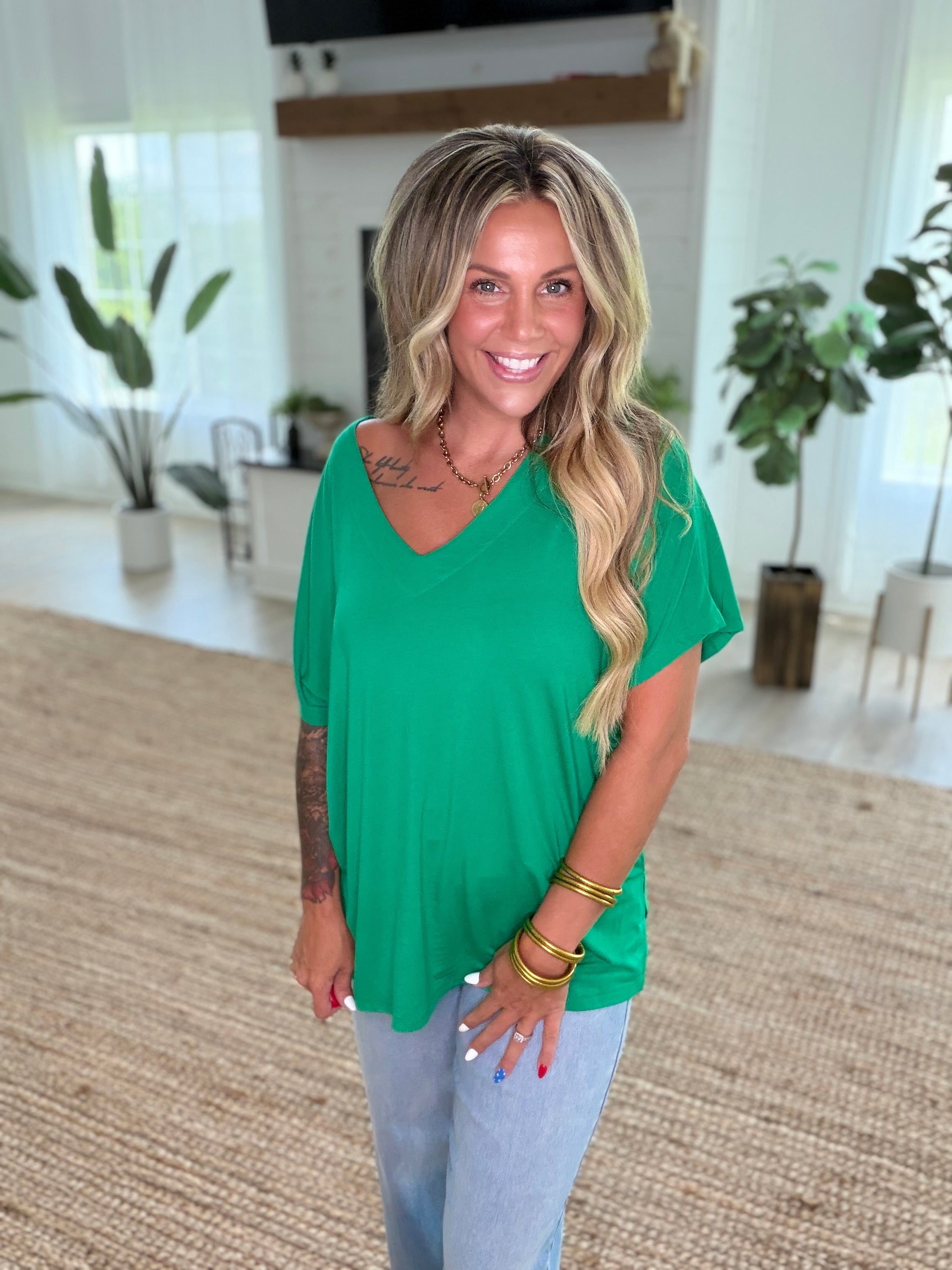 Kelly Green Short Sleeve V-Neck Oversized Top