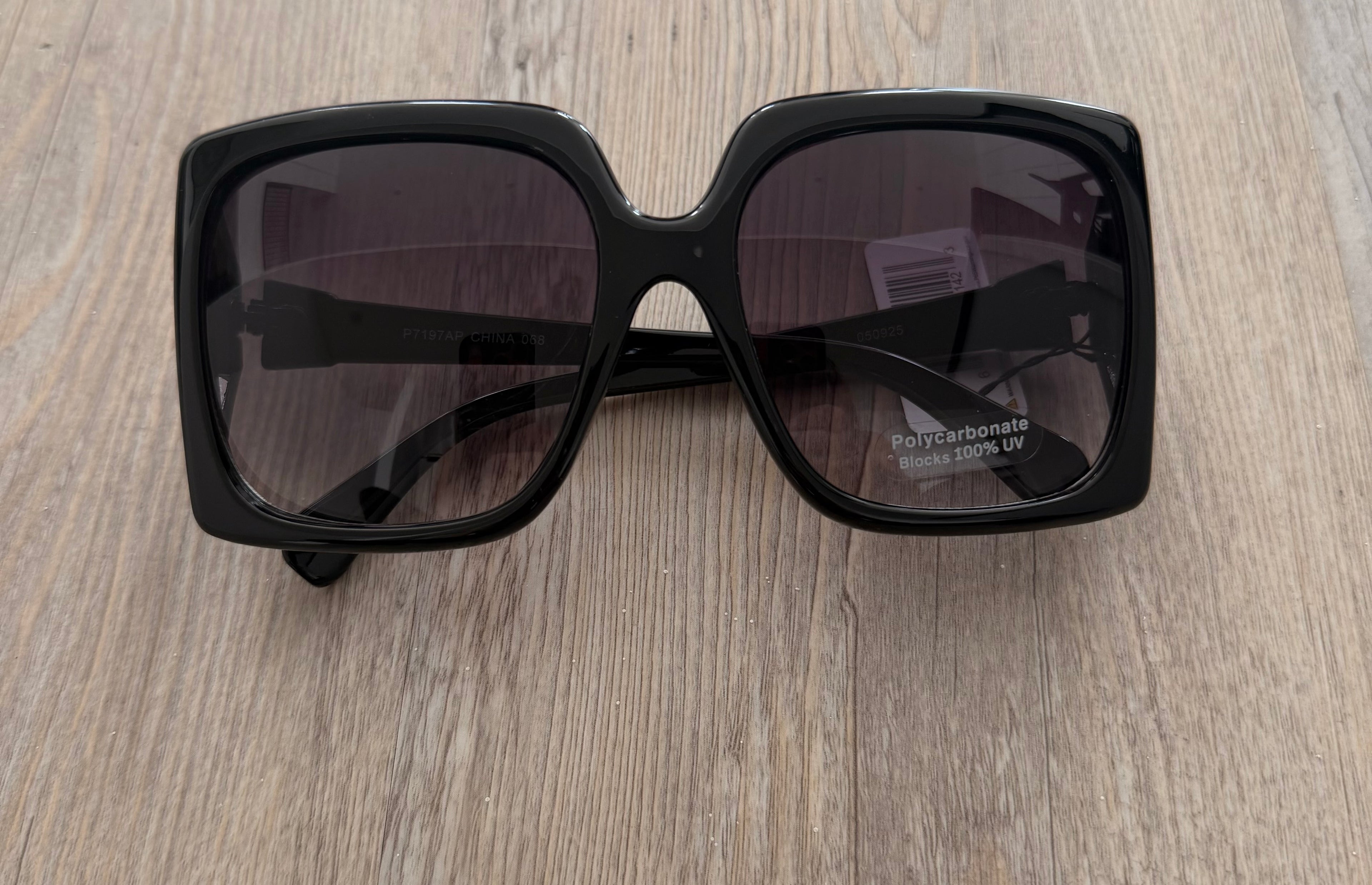 Thick Acetate Frame Square Sunglasses