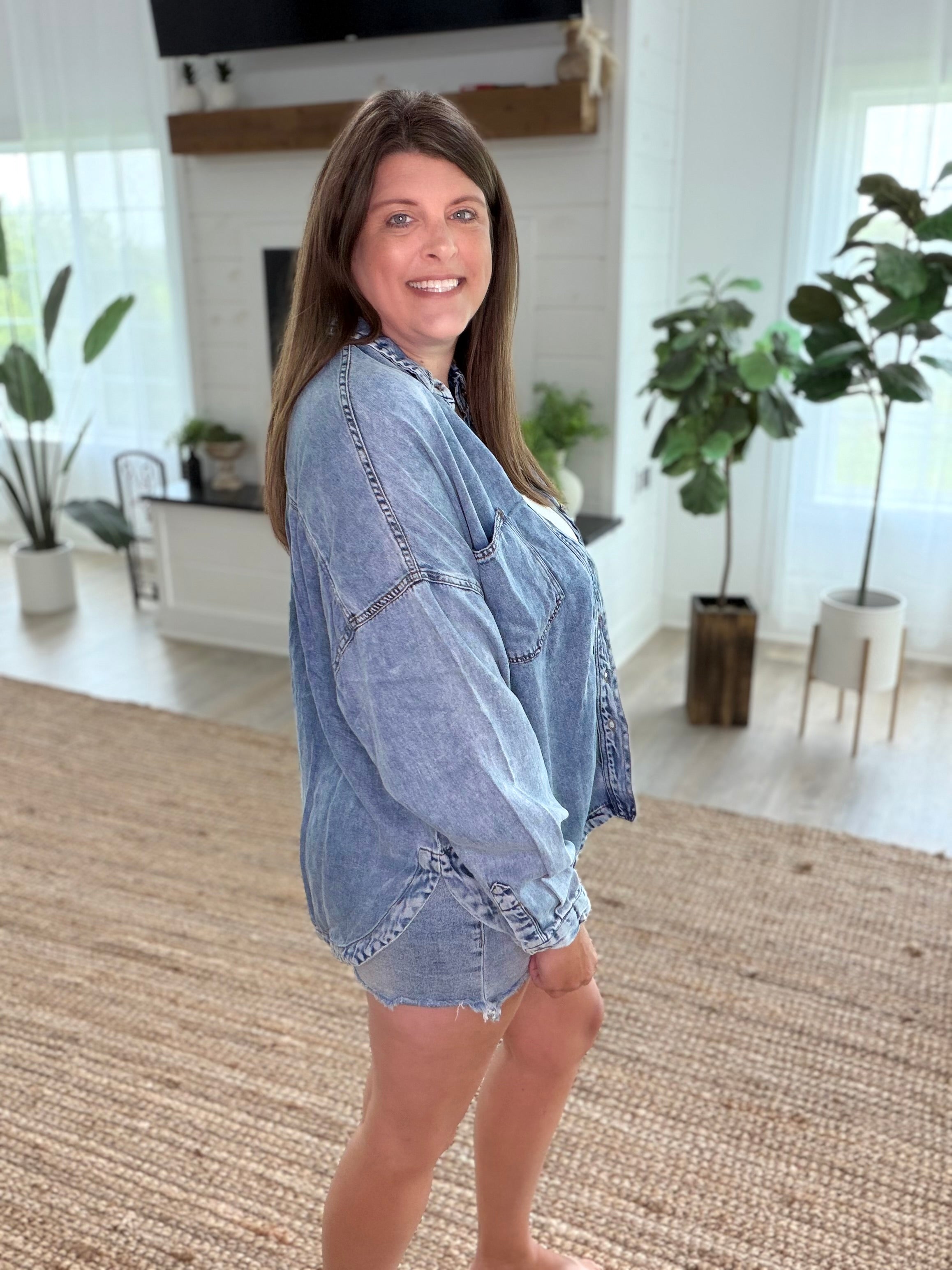 Chambray Washed Button Down Long Sleeve Lightweight Shirt Jacket