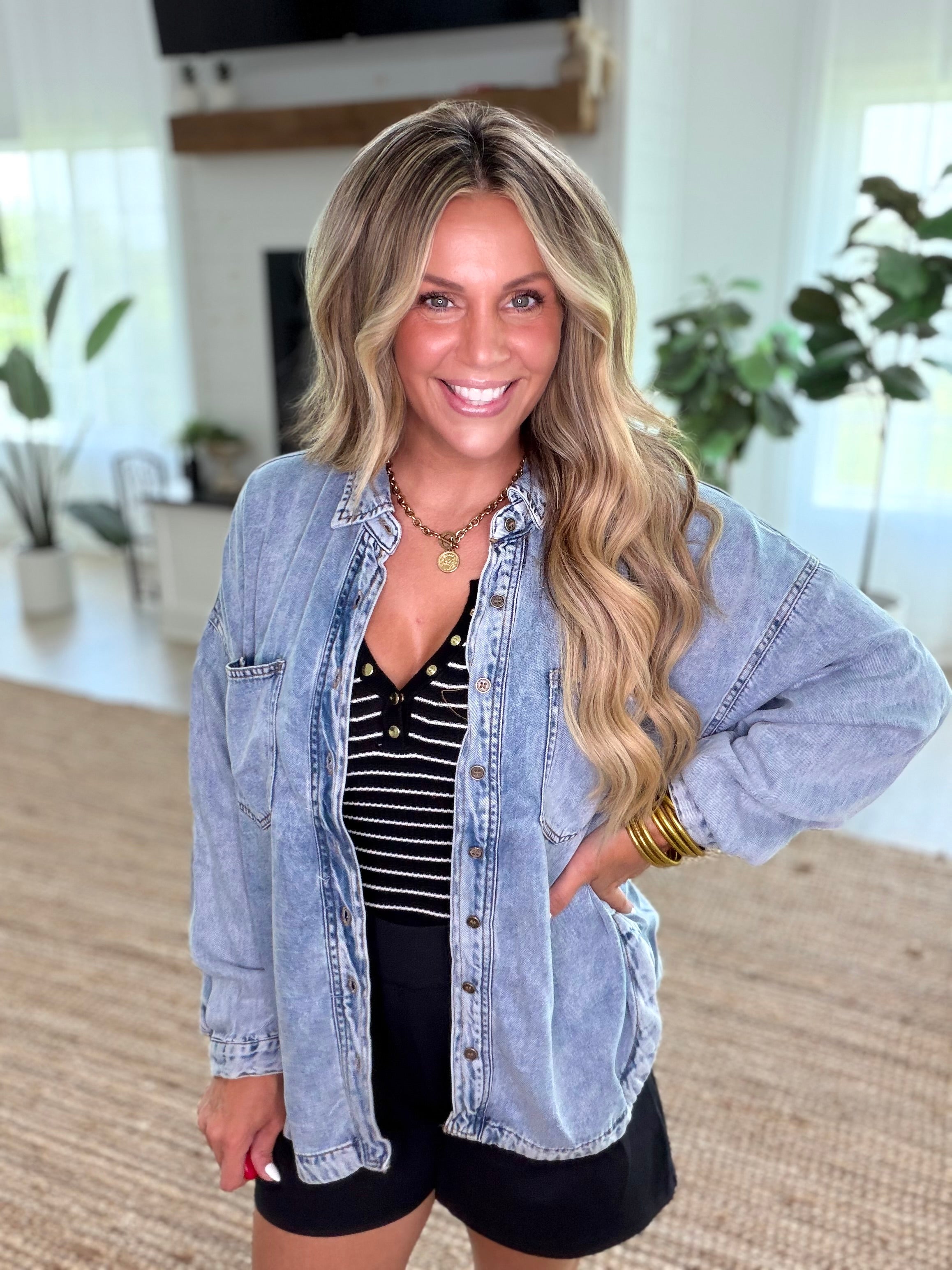 Chambray Washed Button Down Long Sleeve Lightweight Shirt Jacket