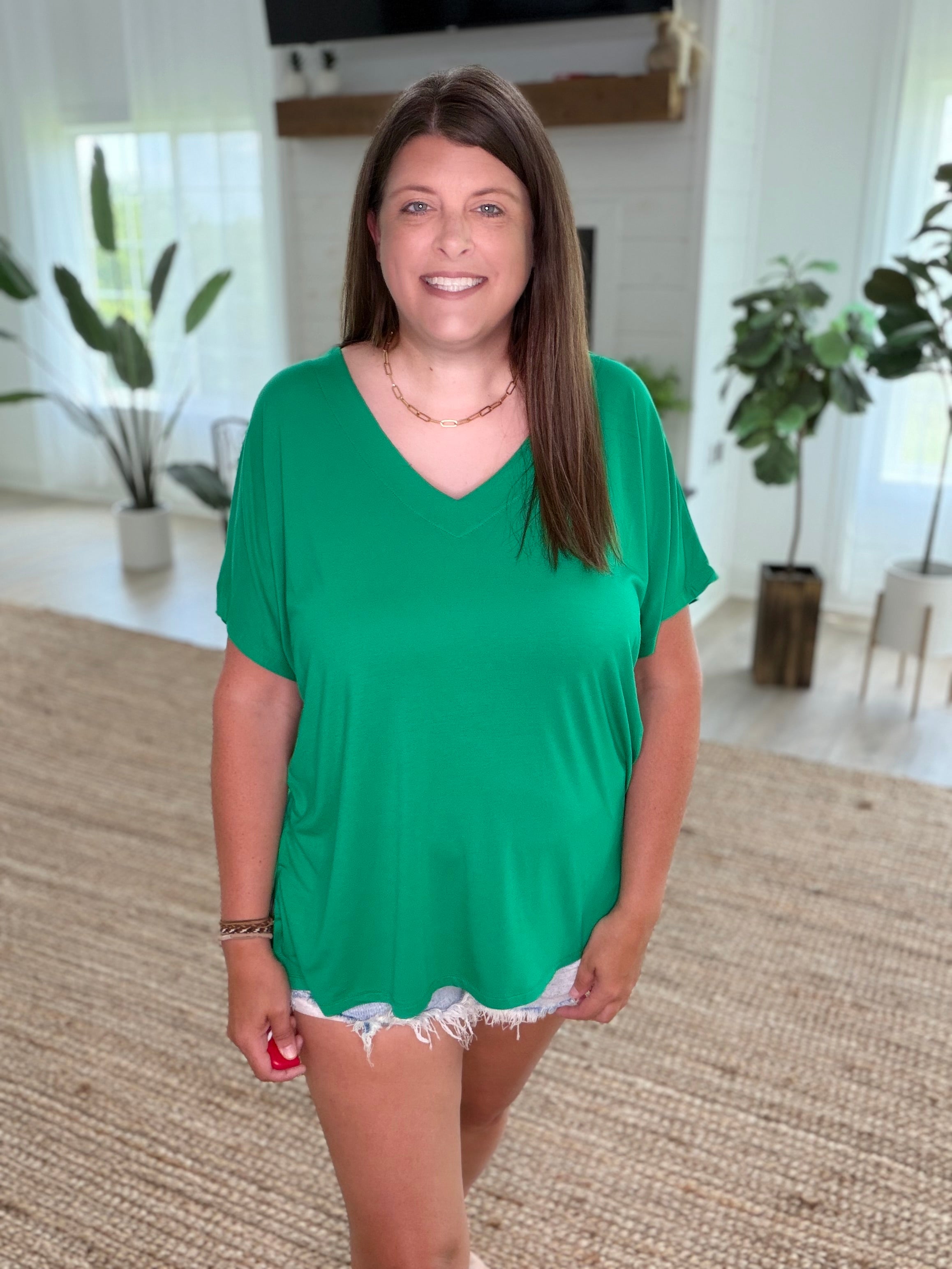 Kelly Green Short Sleeve V-Neck Oversized Top