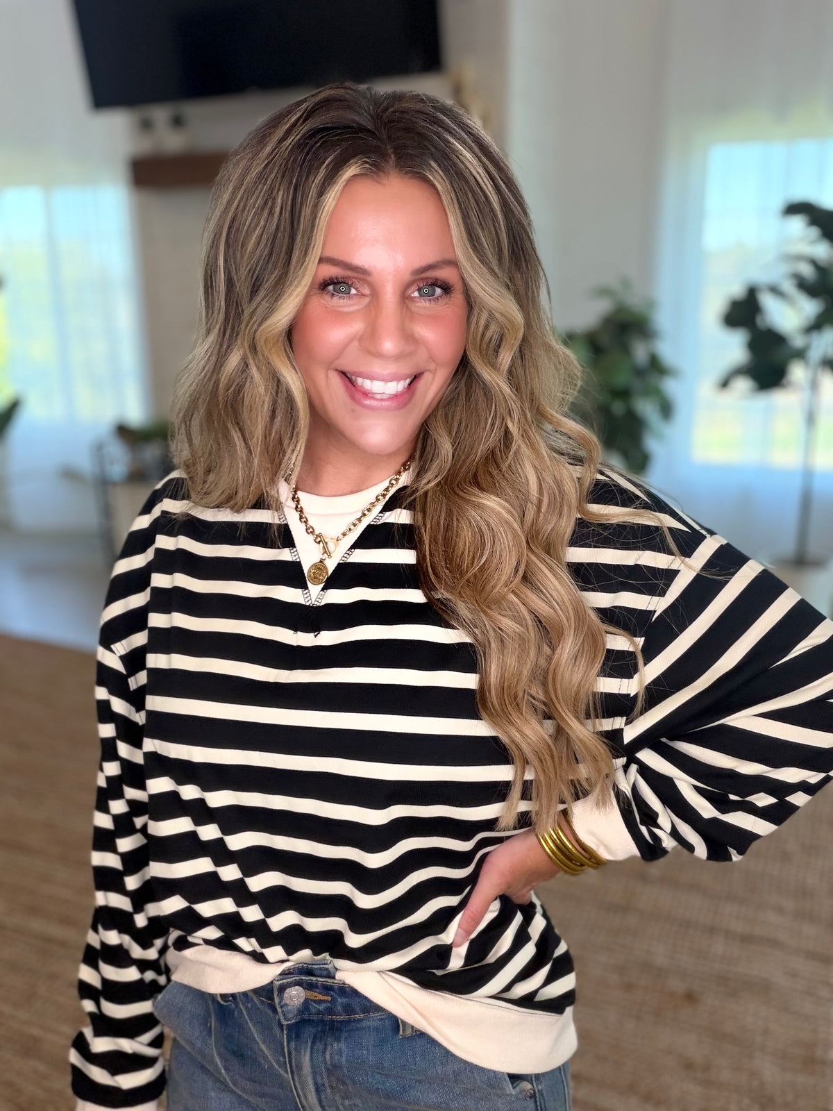 Black and Cream Striped Long Sleeve Pullover