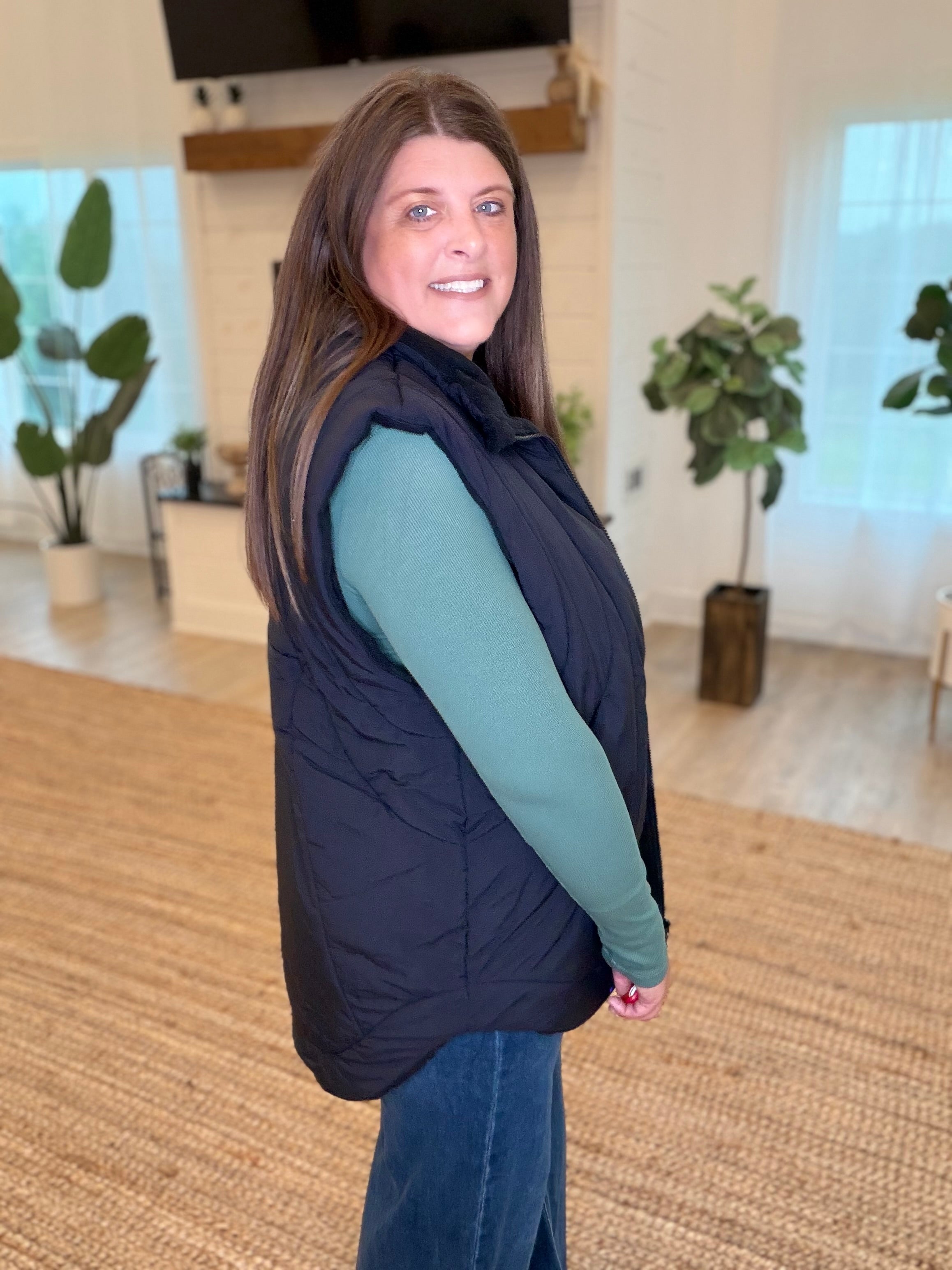 Black Summit Curve Longline Puffer Vest