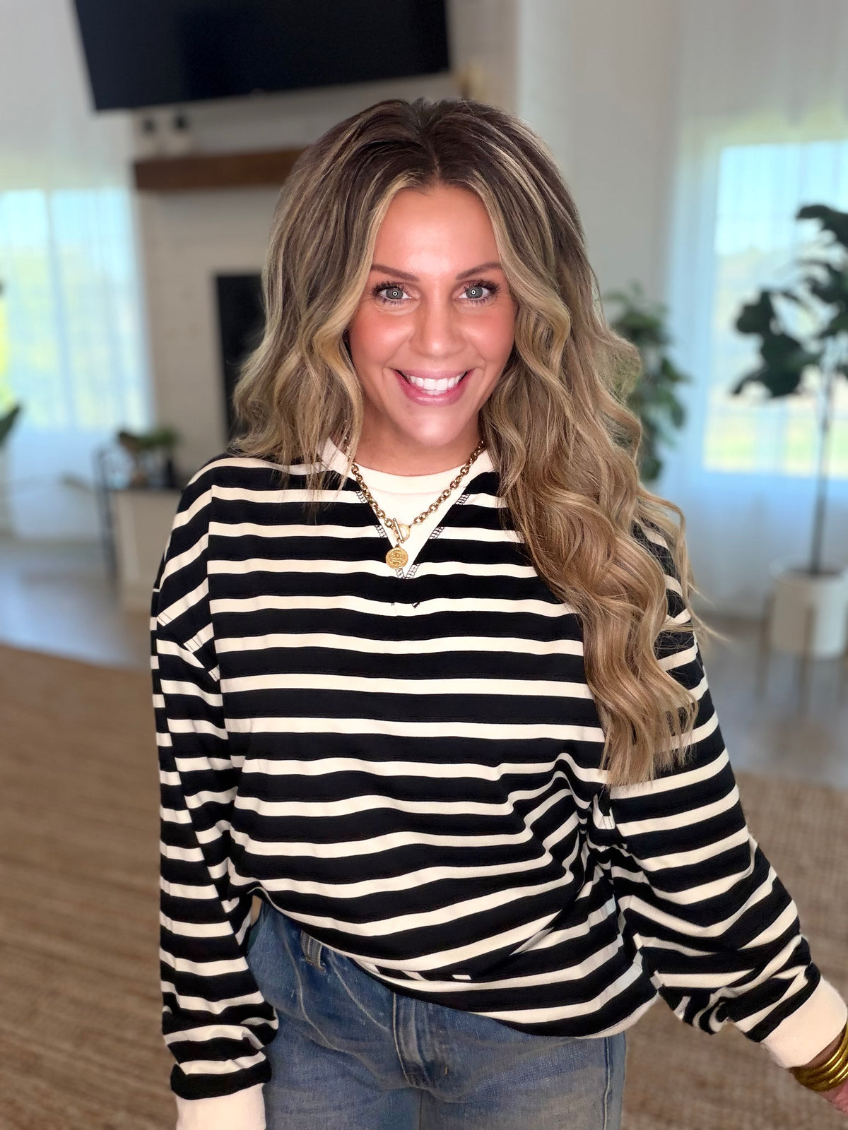 Black and Cream Striped Long Sleeve Pullover