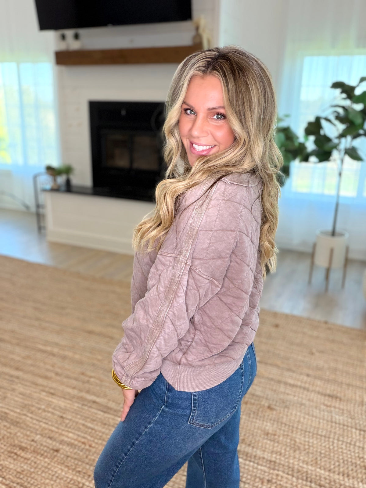 Mocha Mineral Washed Quilted Pullover