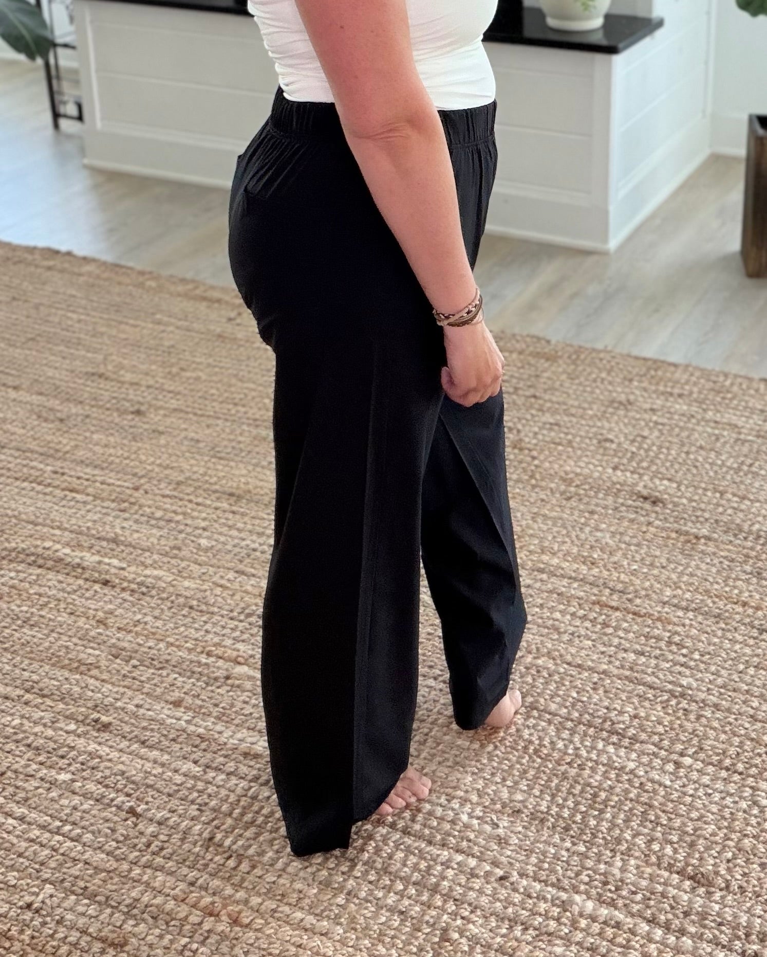 Black Breezy Flow Active Pants